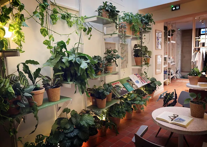 French TheoryHotel Parijs